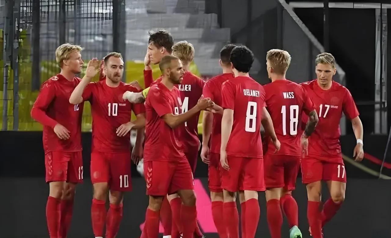 关于丹麦队艰难晋级，步入欧洲国家联赛半决赛的信息