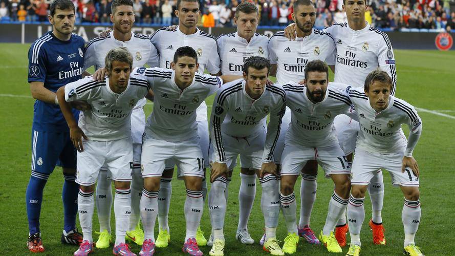 皇马全队团结一致，为了比赛胜利全力以赴