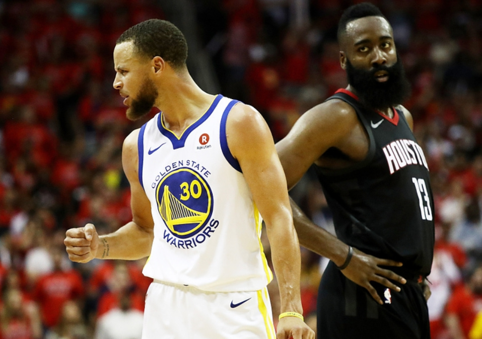 包含黄蜂轻取鹈鹕，莫里斯统治全场的词条