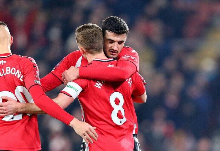 激情碰撞!柏林赫塔与法兰克福上演激烈对决的简单介绍 激情碰撞!柏林赫塔与法兰克福上演激烈对决的简单介绍