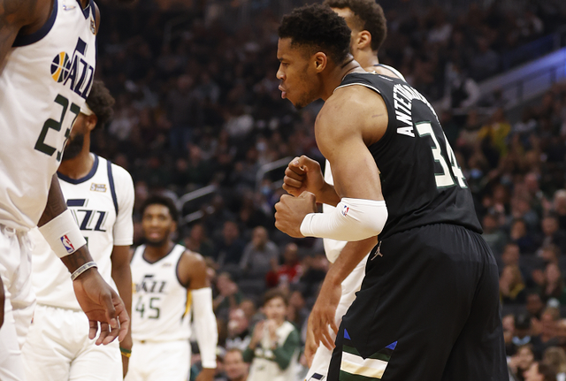 雄鹿碾压骑士，戈贝尔刷新纪录