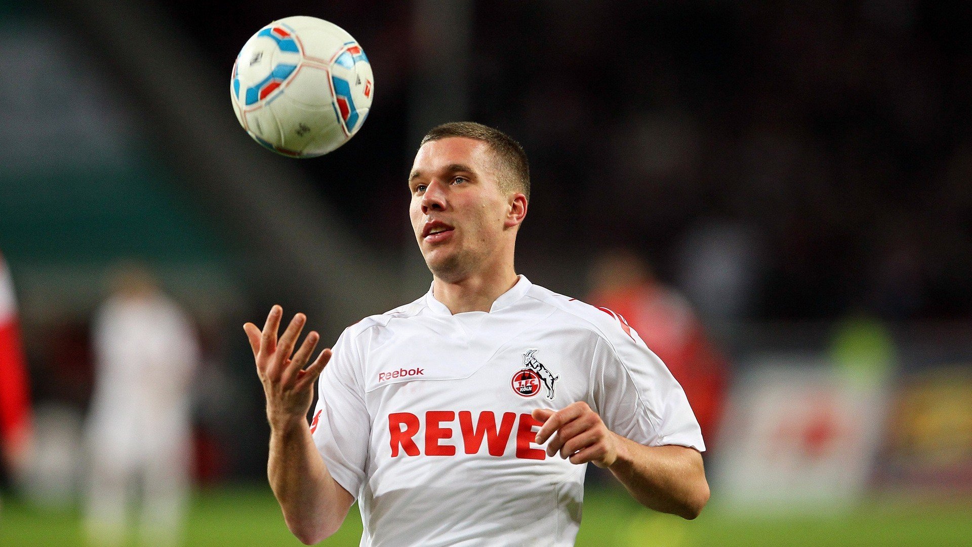 王者归来,国王队战术完胜上海队,小贾伦关键一击定江山