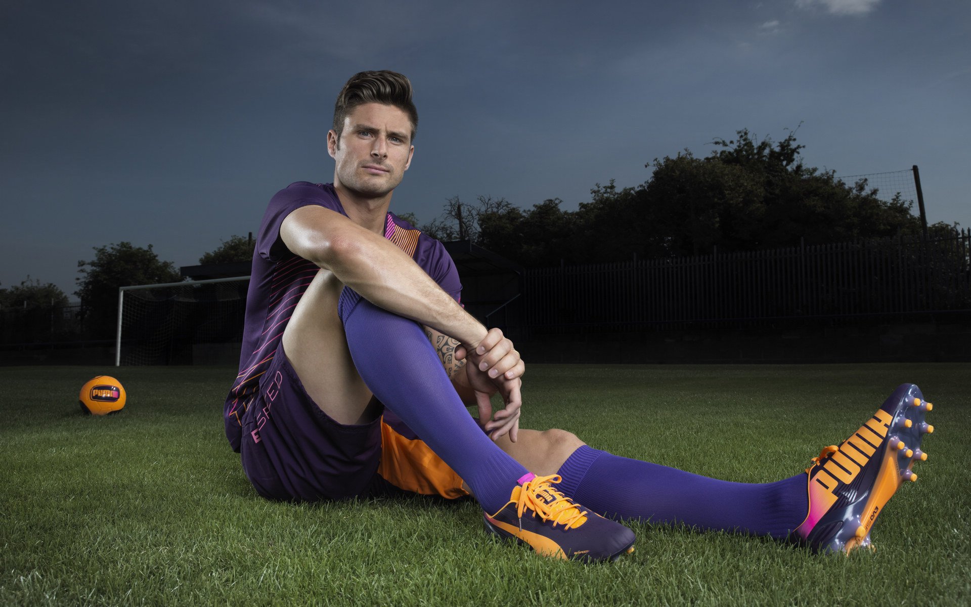 火箭对阵国王,霍勒迪关键战不手软,一记三分定乾坤