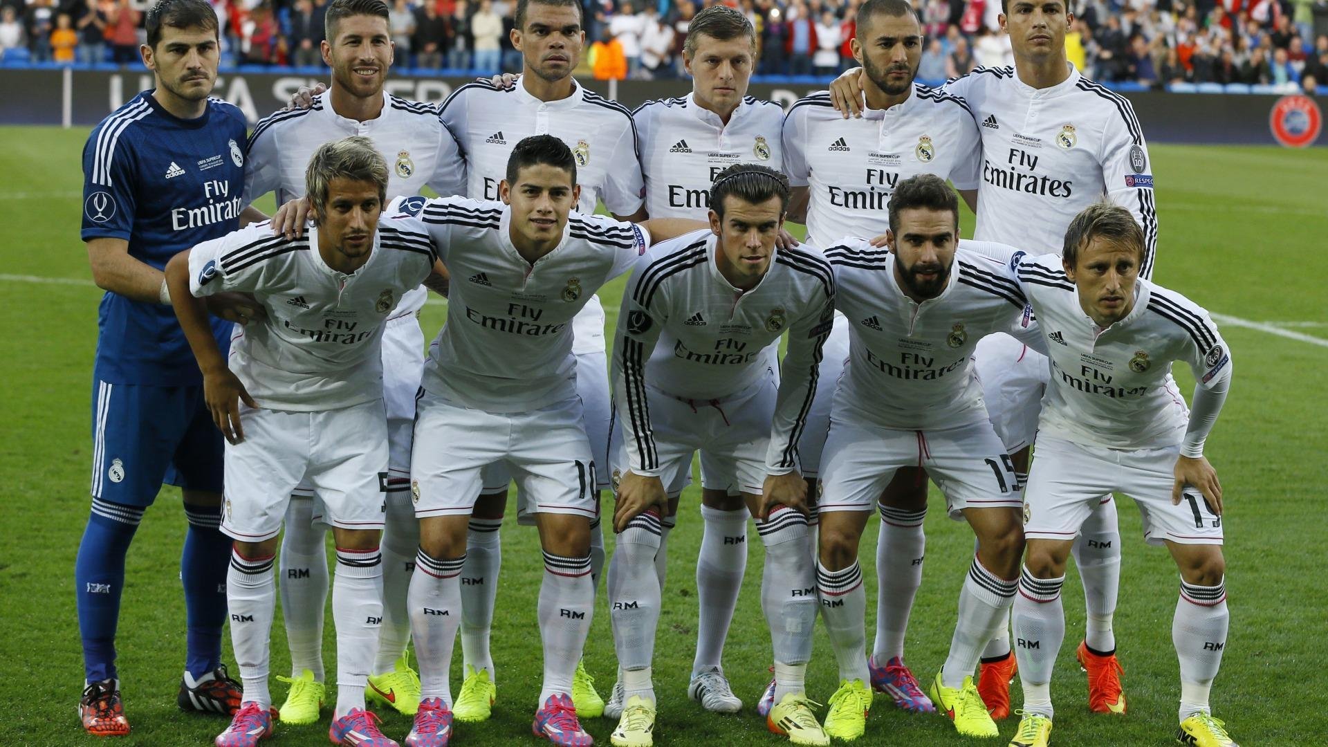 赛道与绿茵的交汇,阿圭罗在F1揭幕战之夜的里程碑时刻